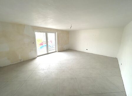 Maison neuve 2 façades 3 voir 4 chs avec grand jardin