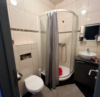 Appartement 1 chambre dans petite copropriété de 6 lots prox. centre ville