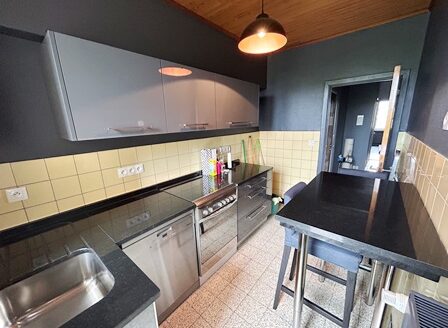 Spacieux appartement 2chs avec petite terrasse & cave