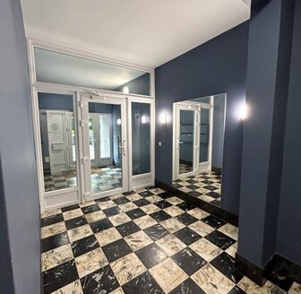 Spacieux appartement 2chs avec petite terrasse & cave