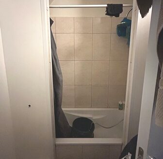 Type « maisonnette » arrière dans petite copropriété 1ch poss.2chs avec cour