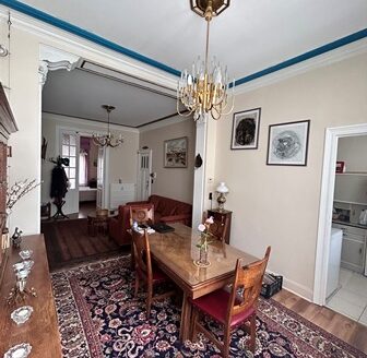 Maison de rapport: 3 lots à vendre petite copropriété de 4 biens dont une profession libérale