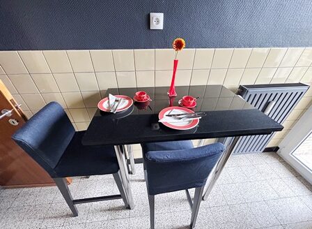 Spacieux appartement 2chs avec petite terrasse & cave